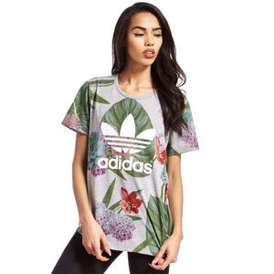 BARELY WORN FLORAL ADIDAS T SHIRT